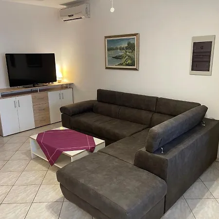 Apartements Delfin Vir Exterior photo