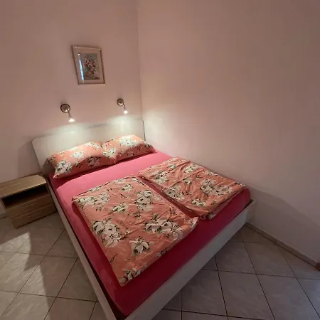 Apartements Delfin Vir Exterior photo