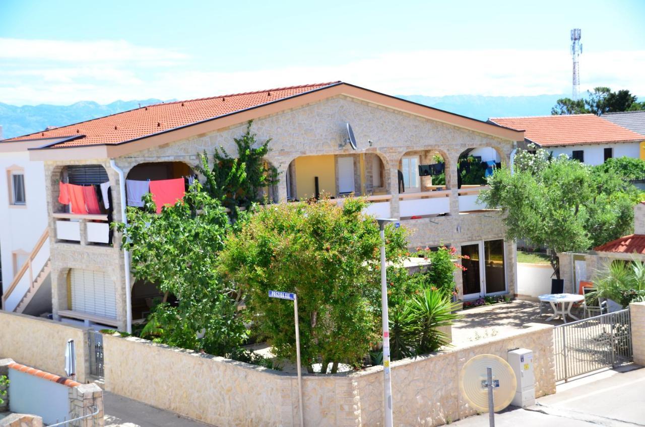 Apartements Delfin Apartment Vir