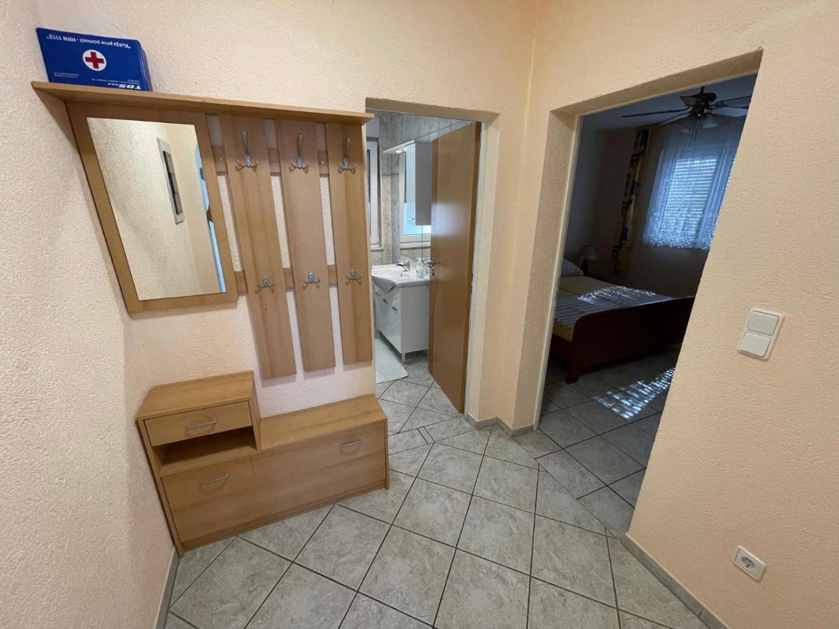 Apartements Delfin * Vir