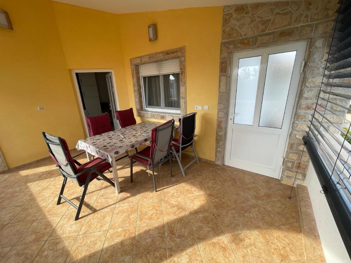 Apartements Delfin Apartment Vir