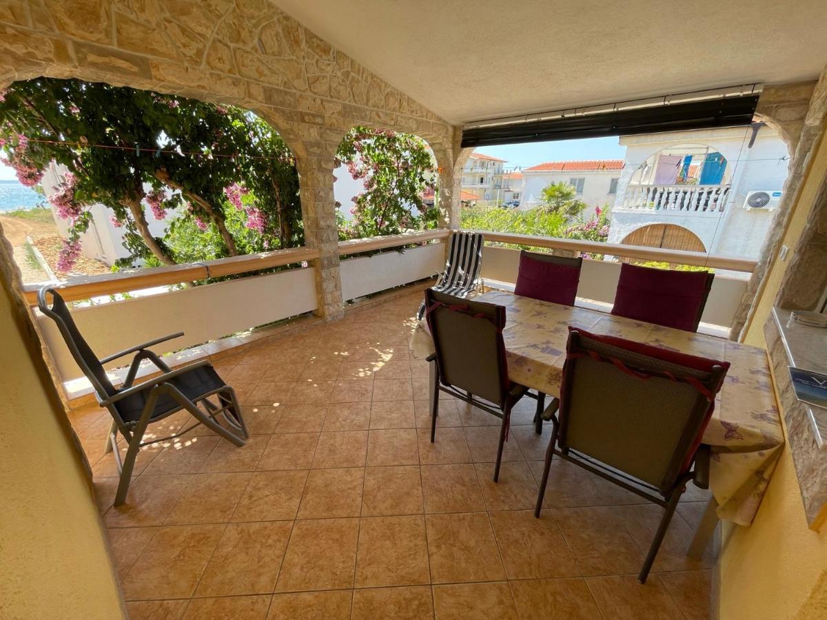 Apartements Delfin Vir