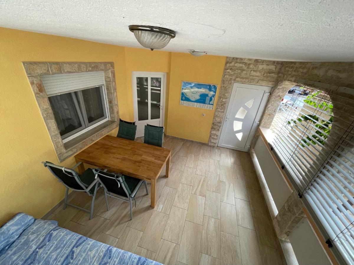 Apartements Delfin Apartment Vir